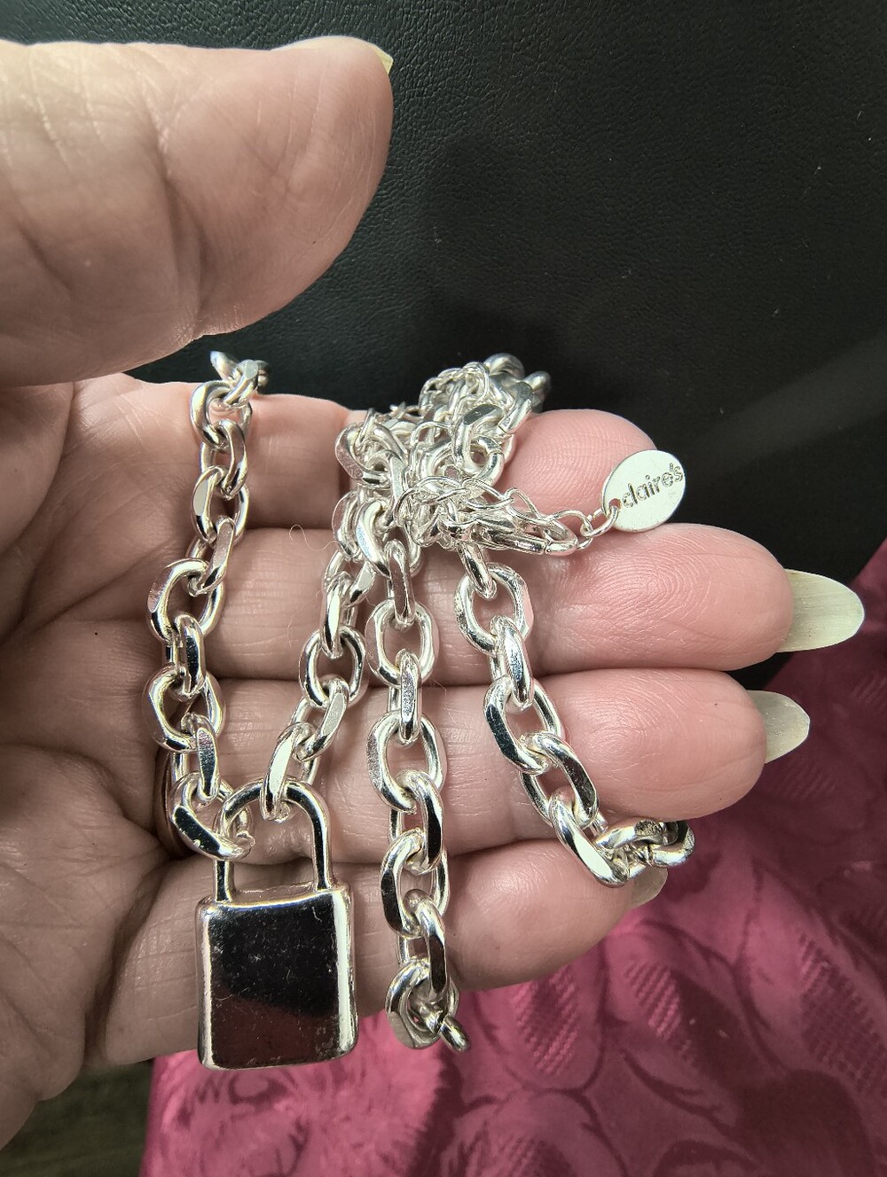 Title:Claires Silver Tone Padlock Lock Pendant Chunky Chain Necklace Y2K - Picture 10 of 11